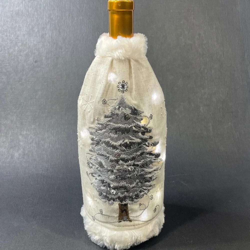 Lot 8 Christmas Wine Bottle Gift Bags Covers Light Up Tree Drawstring Fabric